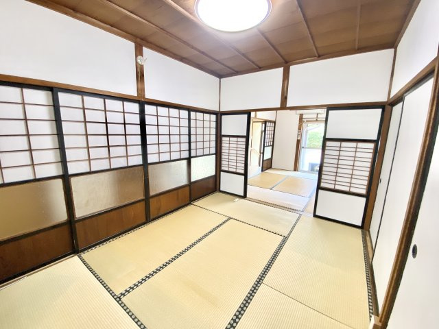 燕市吉田曙町戸建の和室