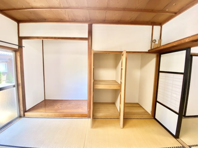 燕市吉田曙町戸建の和室