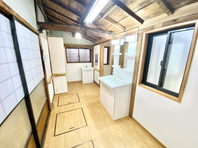 燕市吉田曙町戸建のその他