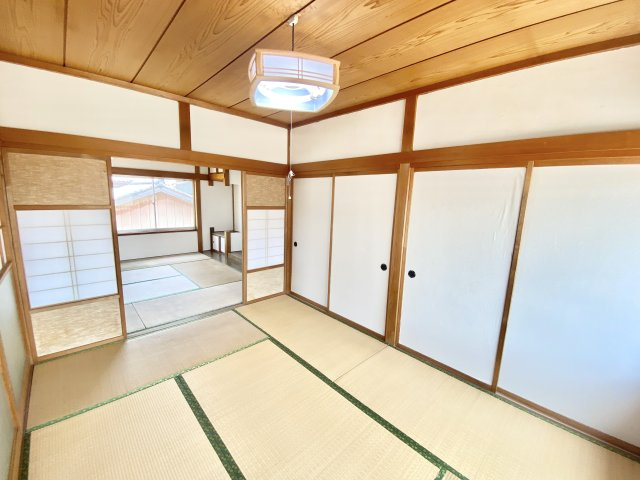 燕市吉田曙町戸建の和室