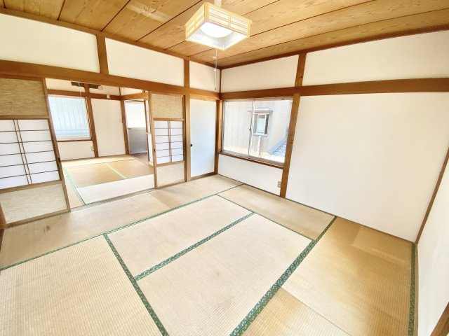 燕市吉田曙町戸建の和室