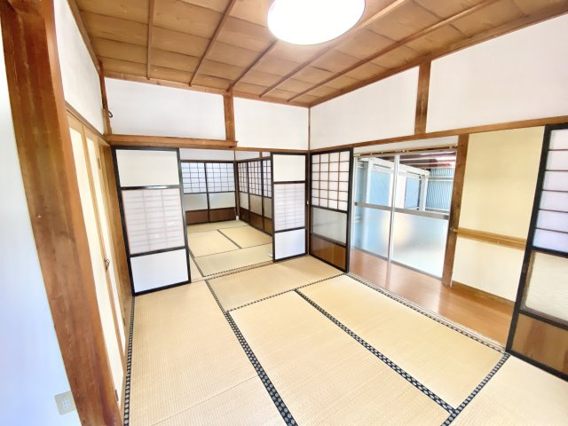 燕市吉田曙町戸建の和室