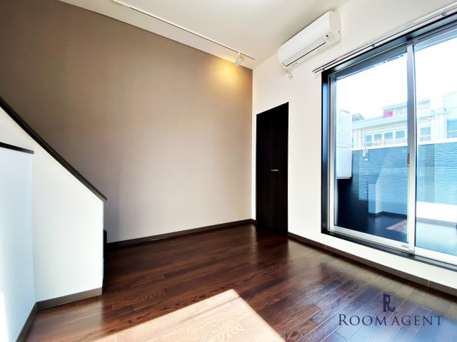 Creo Baker庄内通の居間・リビング|※類似写真です