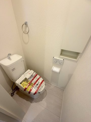 三郷市東町　新築戸建　全1棟のトイレ|2階のトイレです