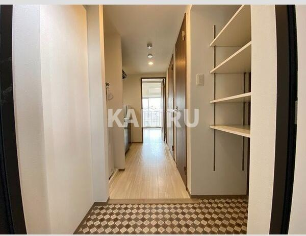 グランパシフィック巽中の玄関