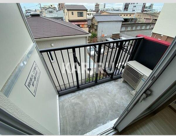 グランパシフィック巽中のバルコニー