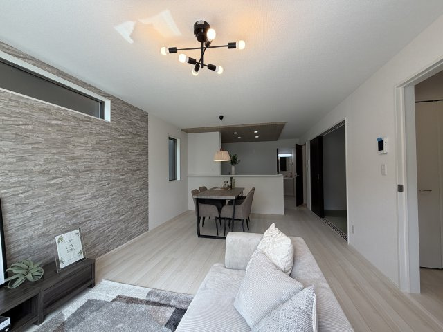 《仲介手数料無料》久喜市青葉３丁目5-5新築一戸建てグラファーレ