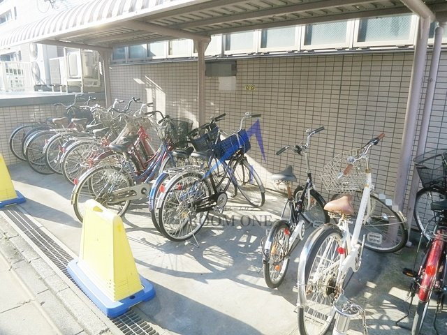 カワノマンション新小岩のその他共用部分|駐輪場です。