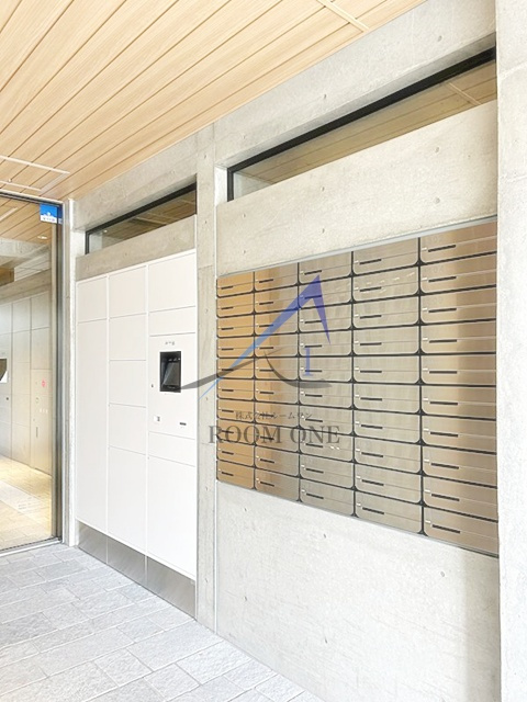 ZOOM錦糸町Parksideのその他共用部分|宅配ボックスと集合ポストです。