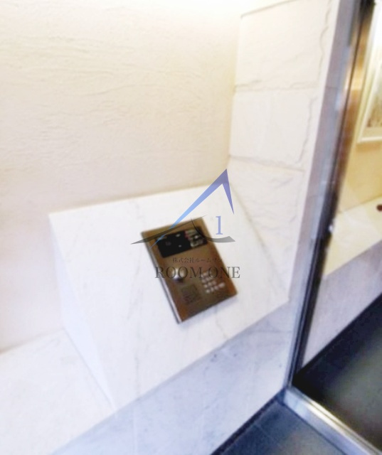 セリュークス板橋本町のセキュリティ|オートロックです。