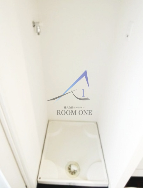 セリュークス板橋本町の設備|洗濯機置き場です。