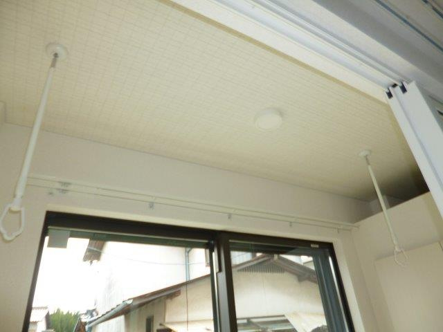 エムズガーデンBの設備|室内物干し