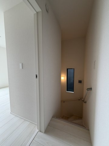 《仲介手数料無料》久喜市青葉３丁目5-5新築一戸建てグラファーレの内装