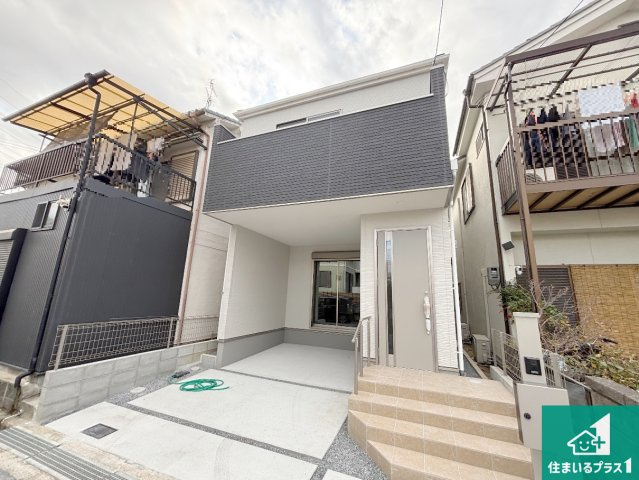 交野市私部　第2期　新築一戸建てのトイレ|シンプルなトイレは落ち着く空間！お手入れも簡単です！