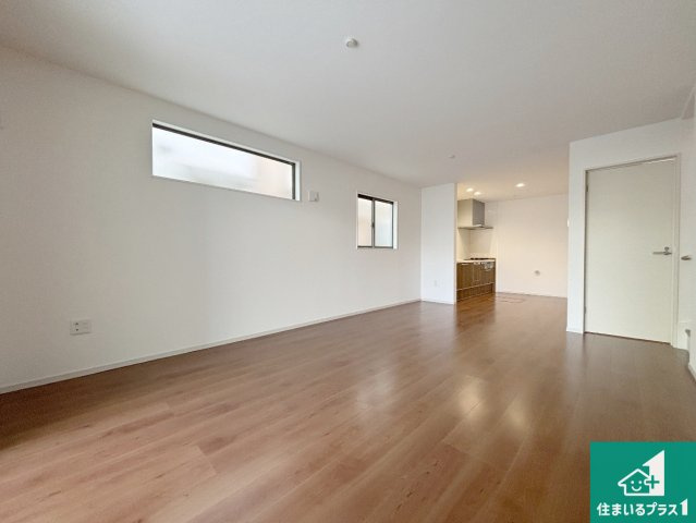 交野市私部　第2期　新築一戸建ての外観|周辺は落ち着いた街並みの住宅地！子育てがしやすい住環境です！まだ未完成ですが、現地でしかわからない事もございます。是非一度ご覧ください。