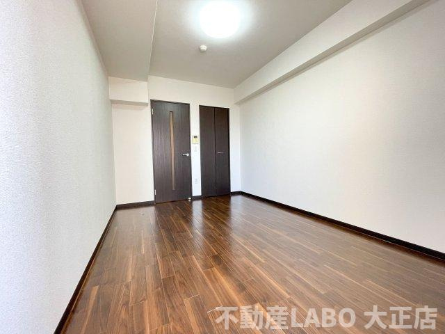 REI難波西の内装