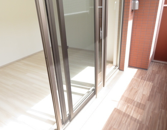 スプランディッド新大阪キャトルのバルコニー