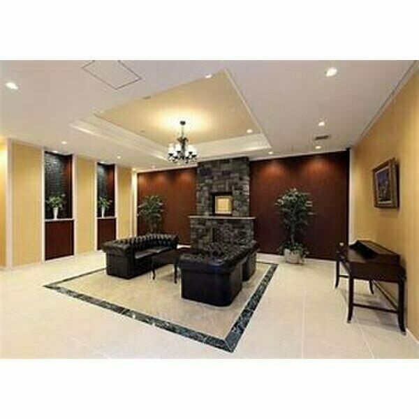 スプランディッド新大阪キャトルのロビー