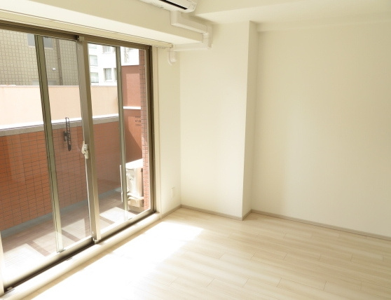 スプランディッド新大阪キャトルの居間・リビング