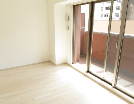 スプランディッド新大阪キャトルの居間・リビング