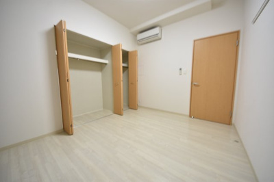 【洋室】 |  L・Isobe三宮