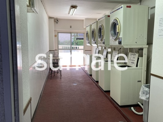 宮原ステーションプラザのその他共用部分|ランドリールーム。