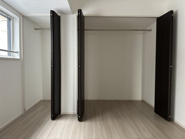 明石市朝霧南町３丁目新築戸建２号地の収納