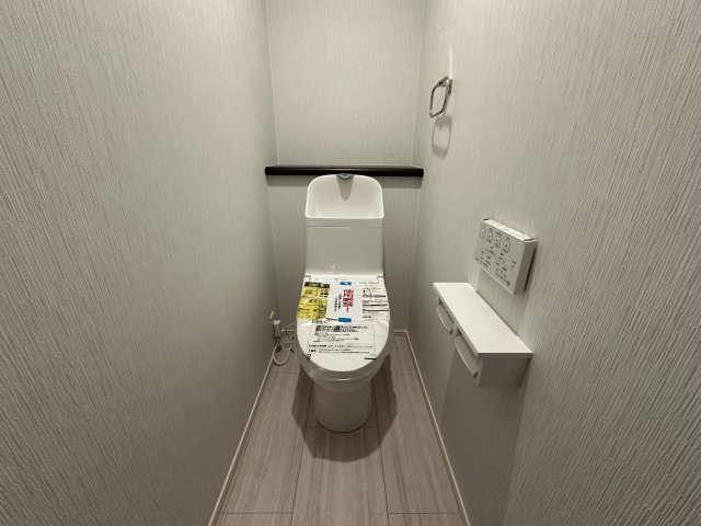 明石市朝霧南町３丁目新築戸建２号地のトイレ