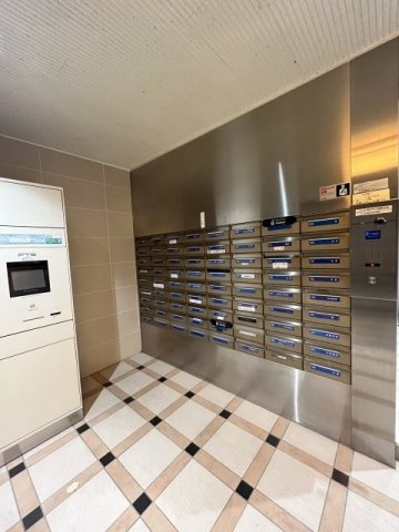 ヴィラロイヤル三番町の設備|メールボックス