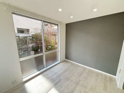 【居間・リビング】 | 青葉町ハイツ | 退去前の為、前回募集時の写真です。