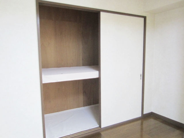 三浦ビルの収納|一間分の収納です