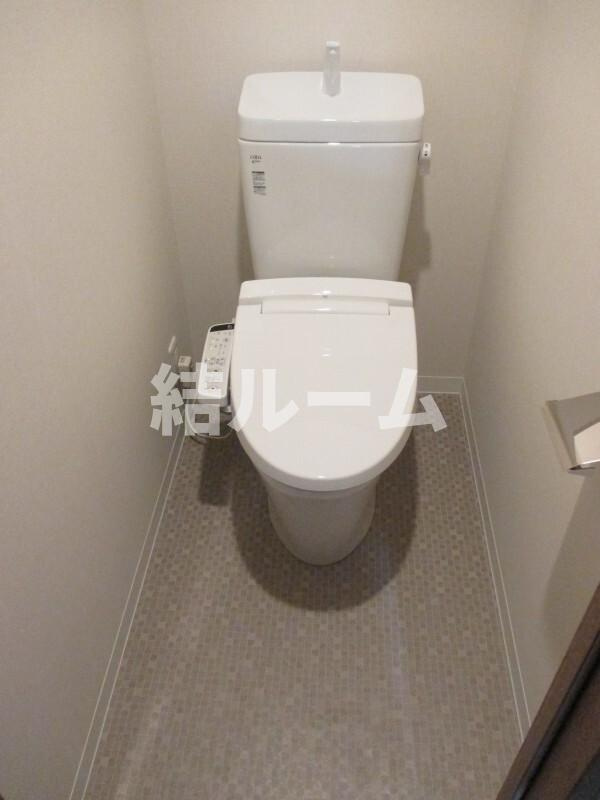 板橋区板橋４丁目の賃貸マンションのトイレ