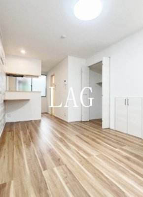 【居間・リビング】 | パインヒル１２ | 洋室のお部屋です。