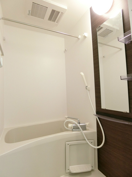 リブリ・アヴニールの浴室|別部屋の写真です