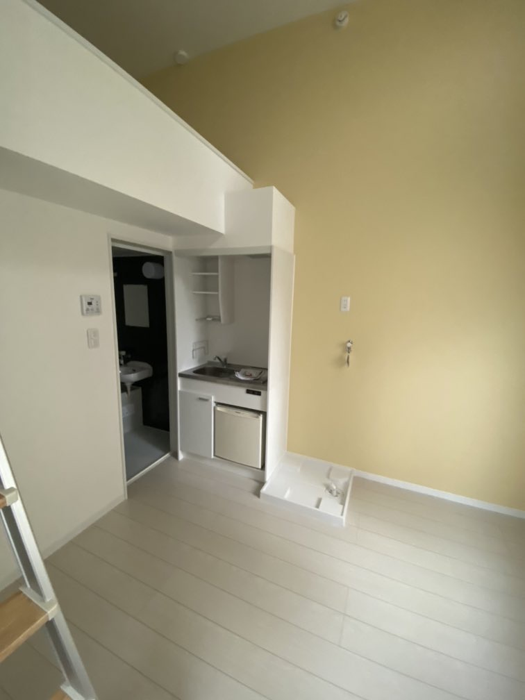 プライムテラス登戸A棟の居間・リビング