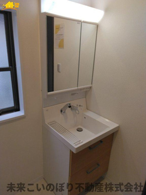 【独立洗面台】 | さいたま市北区宮原町4丁目中古戸建て | 独立洗面化粧台が付いています