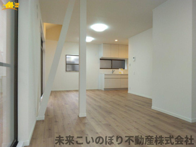 【居間・リビング】 | さいたま市北区宮原町4丁目中古戸建て