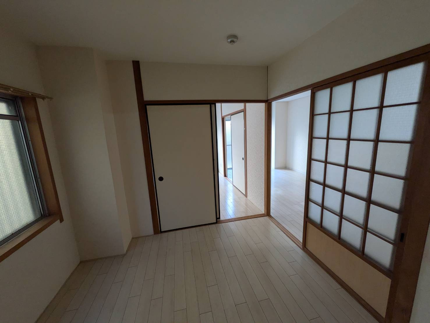 吉田マンションの寝室