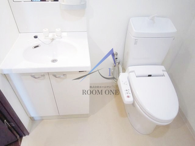 カスタリア三ノ輪