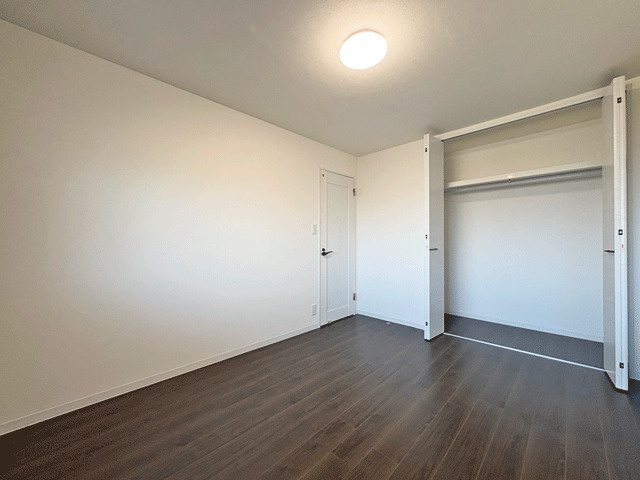 向陽台サニーハイツの洋室