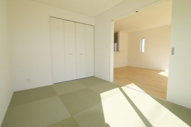 矢吹町東郷第3　　　1号棟　　　善郷小学校、矢吹中学区の和室