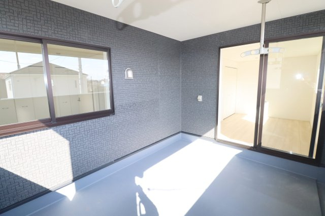 矢吹町東郷第3　　　1号棟　　　善郷小学校、矢吹中学区の洋室