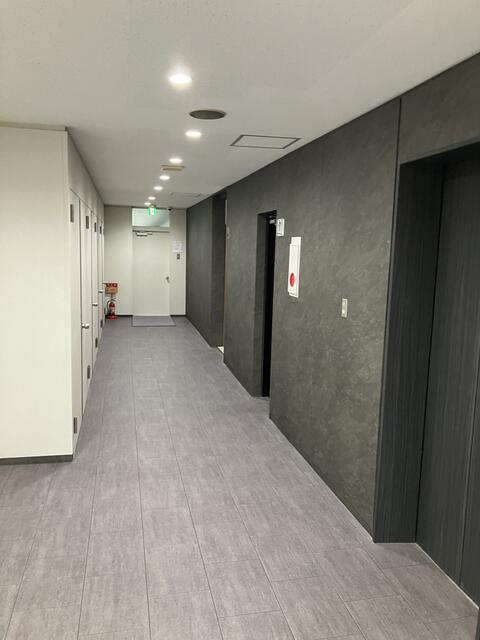 川村第１０ビルのロビー| 