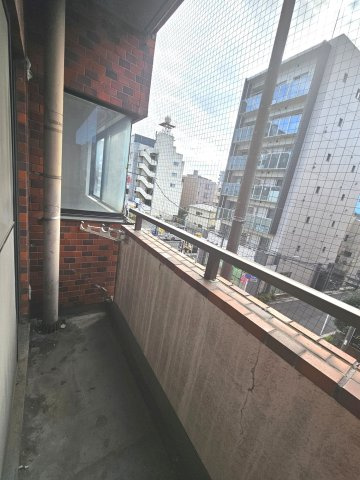 ユニパリス柏駅前のバルコニー