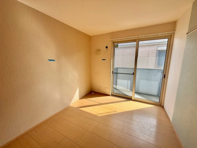 エルシオン竹ヶ花の洋室