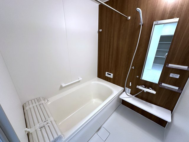 明石市朝霧南町３丁目新築戸建３号地の浴室