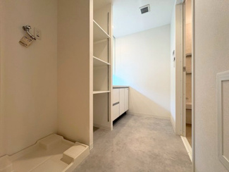 【洗面所】 | ディーグラフォート千里中央