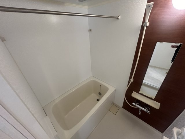 レガーロ旭町の浴室|一日の疲れをゆっくり癒してください☆