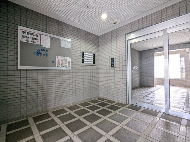 エマーレふじみ野のエントランス