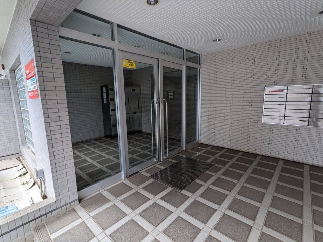 エマーレふじみ野のエントランス